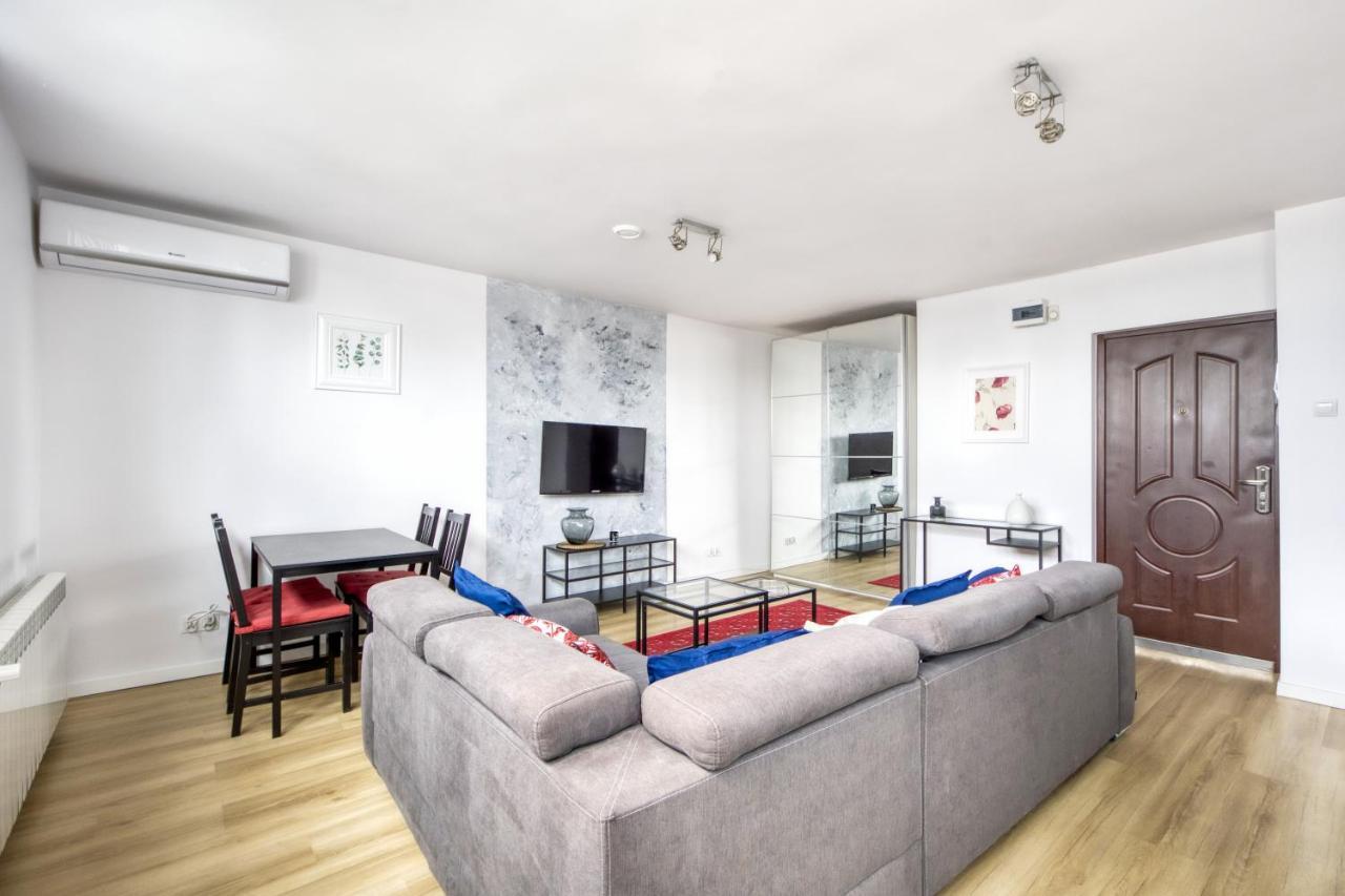 Central Family Apartment Warszawa Zewnętrze zdjęcie